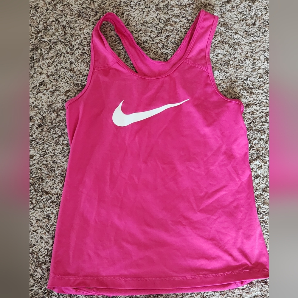 Girls Drifit Nike tank top